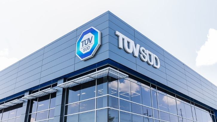 TÜV SÜD i la UPC creen a l’ESEIAAT una càtedra d’empresa en sostenibilitat
